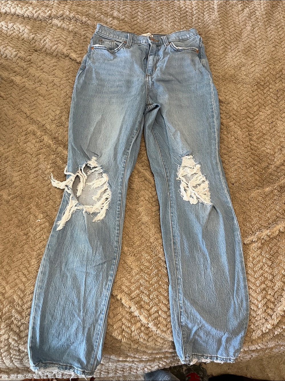 Light Blue Distressed Women’s Jeans